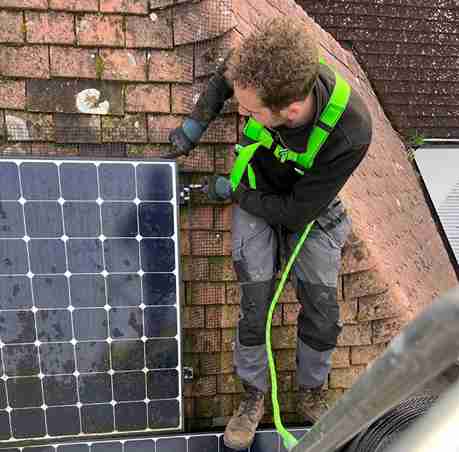 Solar panel bird proofing1